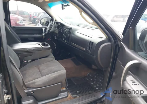 2008 Chevrolet Silverado C1500 из США, поврежденный, VIN 1GCEC19J88Z113006